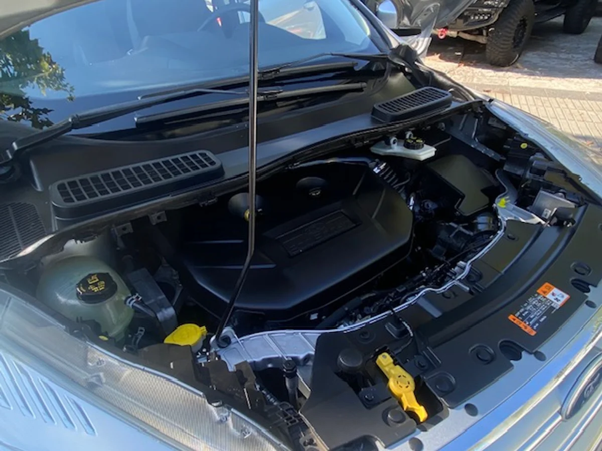 FORD ESCAPE 4x4 Limited 2.0 2020 - Miniatura 28