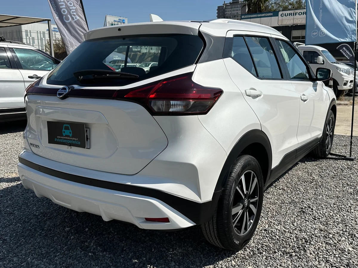 NISSAN KICKS 1.6 MANUAL SENSE, UNICO DUEÑO, MANTENCIONES - Miniatura 6
