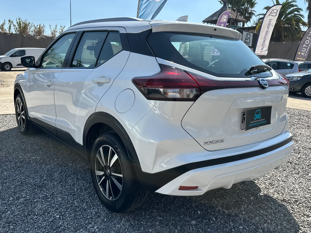 NISSAN KICKS 1.6 MANUAL SENSE, UNICO DUEÑO, MANTENCIONES - Miniatura 7