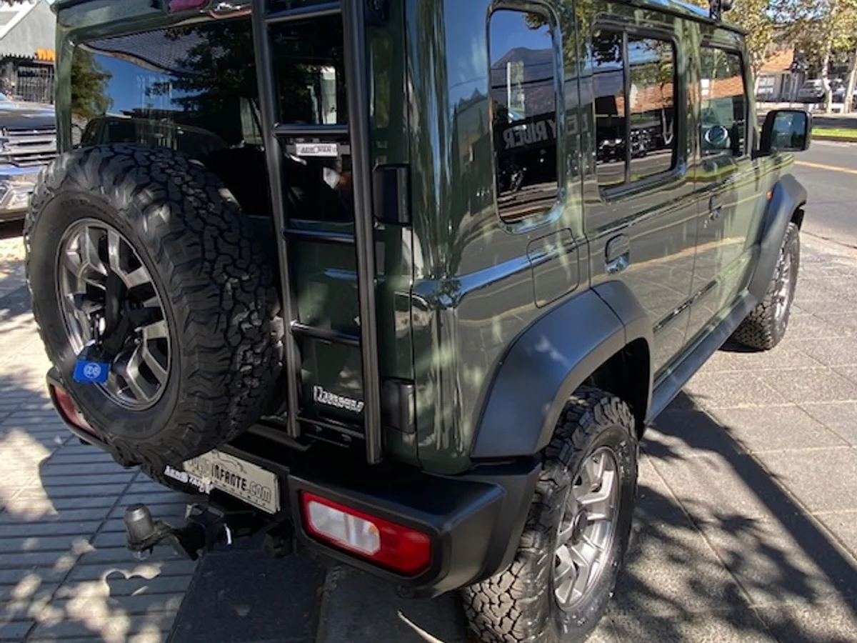 SUZUKI JIMNY 5P 1.5 AT GLX 2025 - Miniatura 2