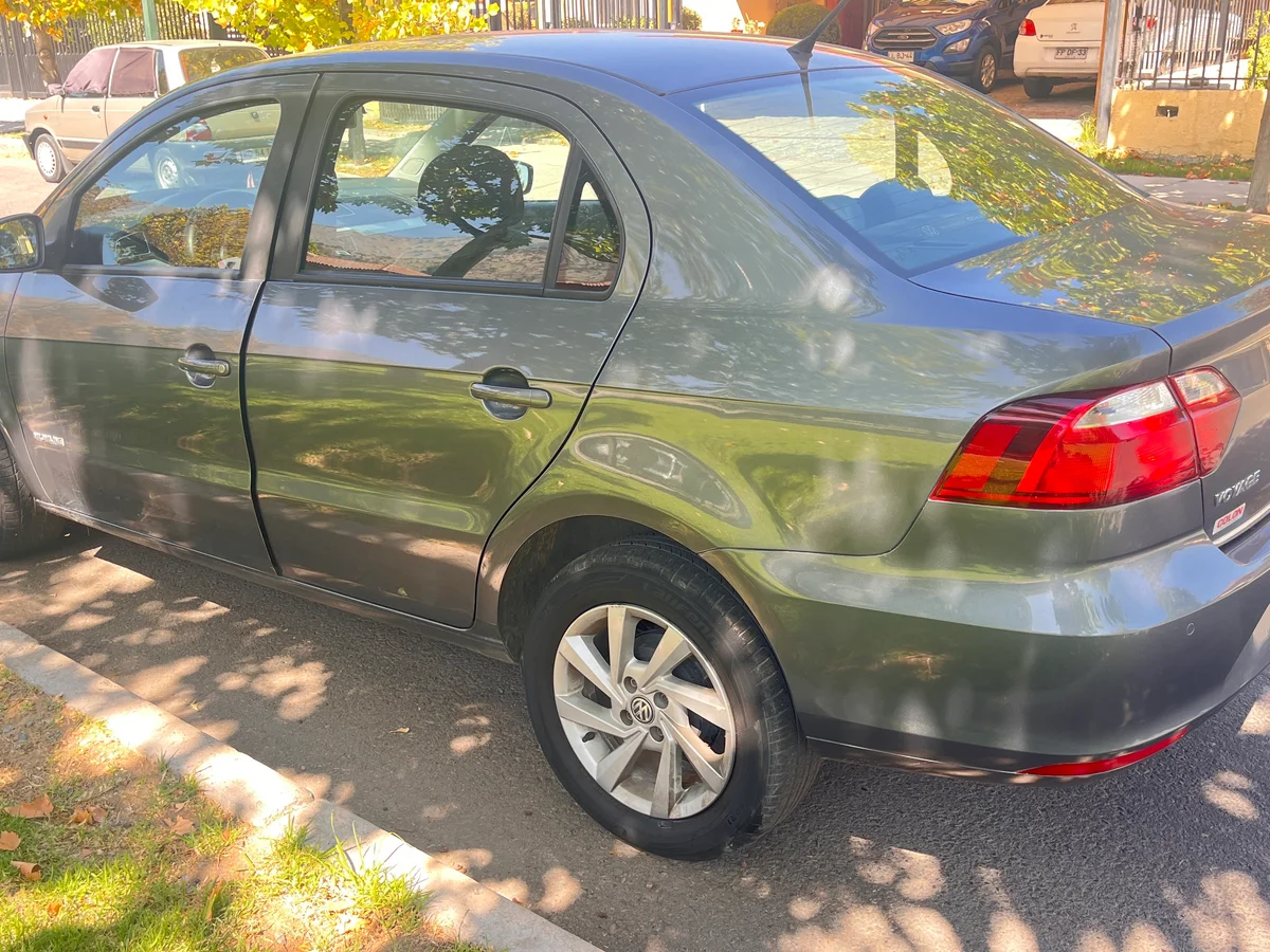 Volkswagen Voyage 2022 - Miniatura 3