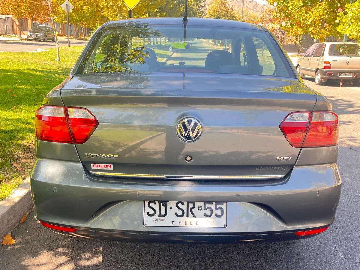 Volkswagen Voyage 2022 - Miniatura 4