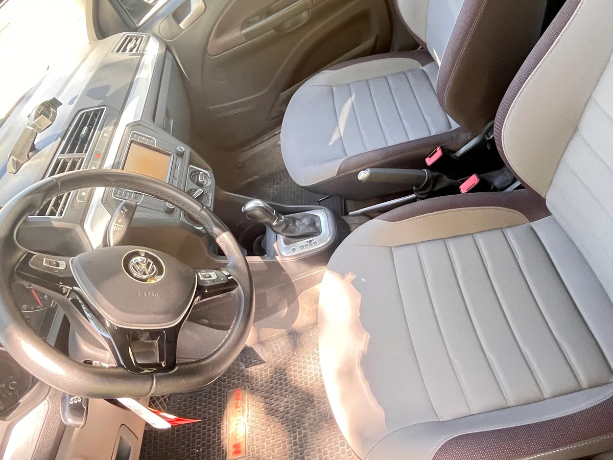 Volkswagen Voyage 2022 - Miniatura 10