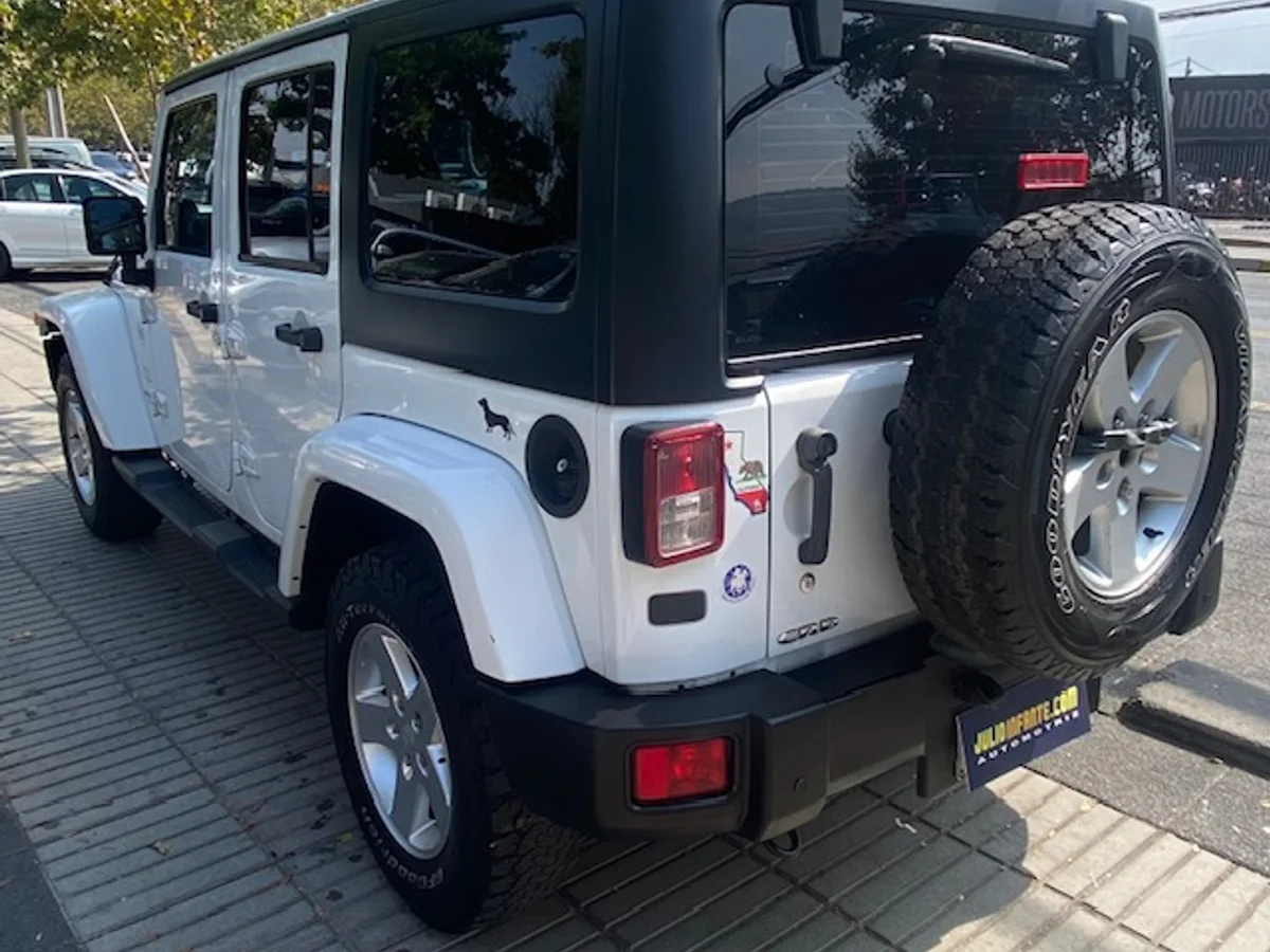 JEEP WRANGLER UNLTD Sahara 4x4 2.8 2015 - Miniatura 6