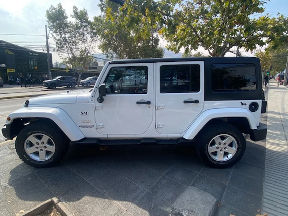 JEEP WRANGLER UNLTD Sahara 4x4 2.8 2015 - Miniatura 8