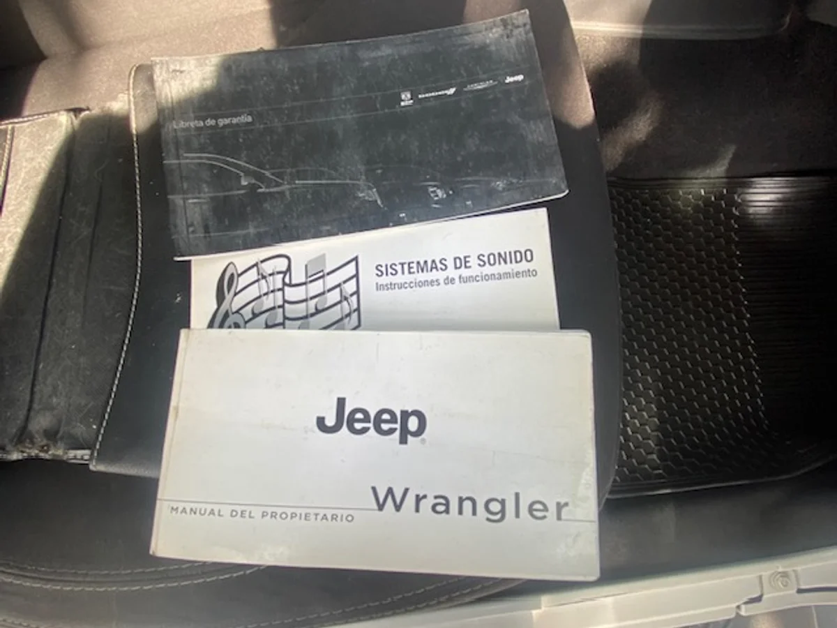 JEEP WRANGLER UNLTD Sahara 4x4 2.8 2015 - Miniatura 18