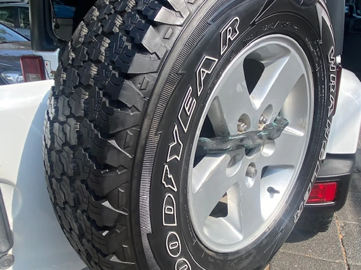 JEEP WRANGLER UNLTD Sahara 4x4 2.8 2015 - Miniatura 24