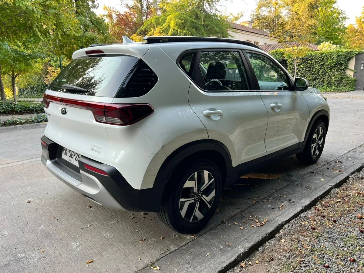 KIA SONET EX 1.5L MT AÑO 2022 - Miniatura 9