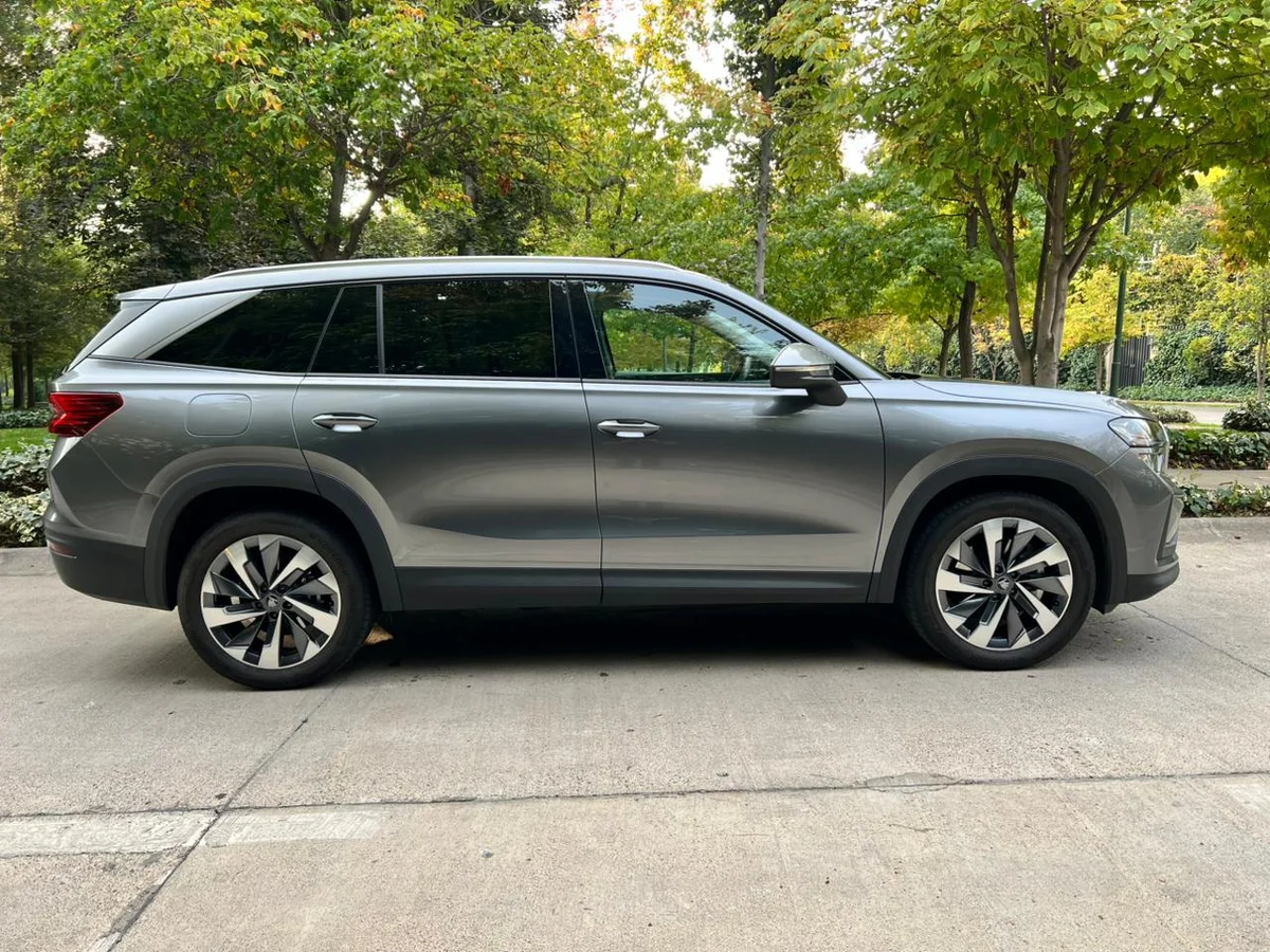 SKODA NEW KODIAQ 2.0L AUT 4X4 AÑO 2026 - Miniatura 8