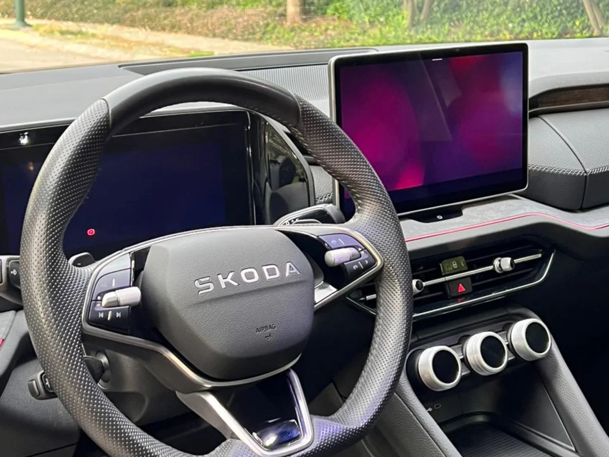 SKODA NEW KODIAQ 2.0L AUT 4X4 AÑO 2026 - Miniatura 24