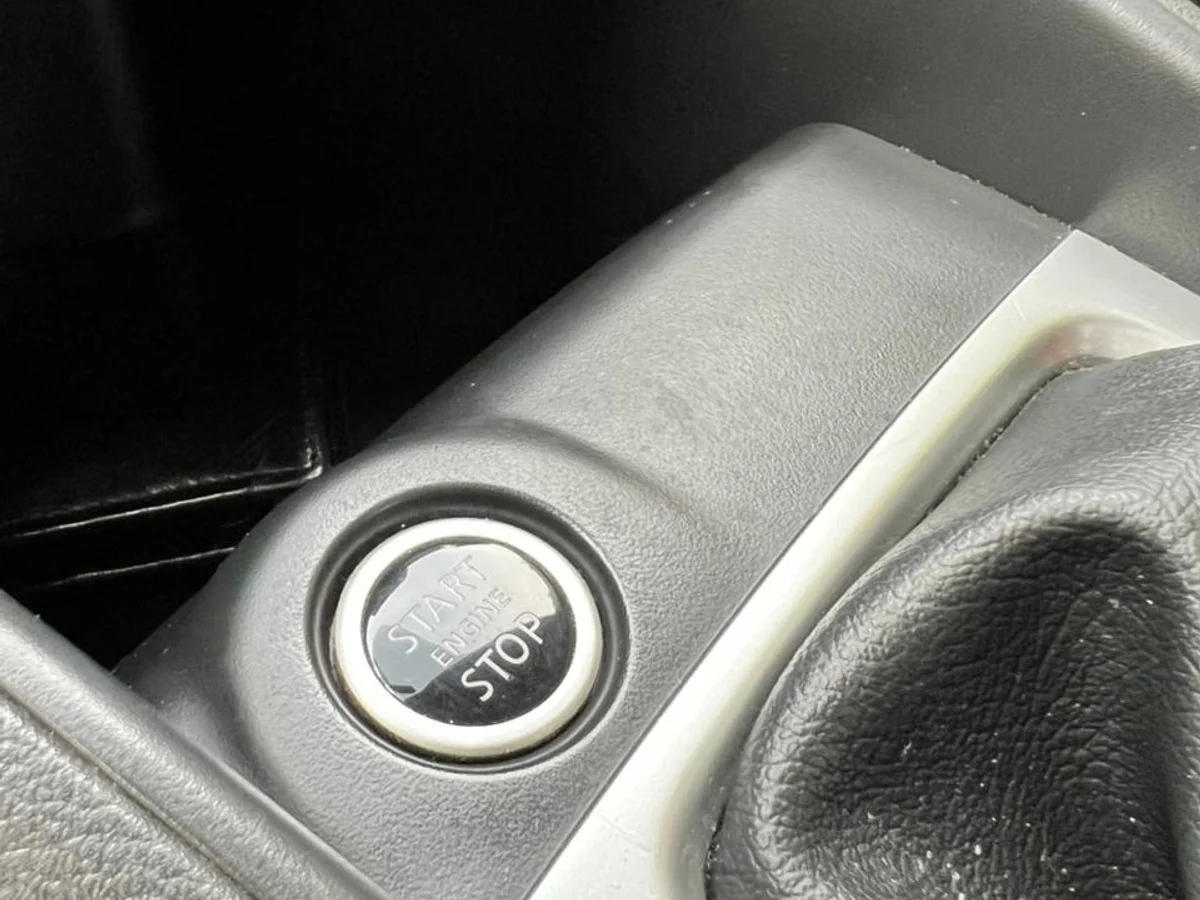 Nissan Kicks 1.6 Manual Advance - Miniatura 4