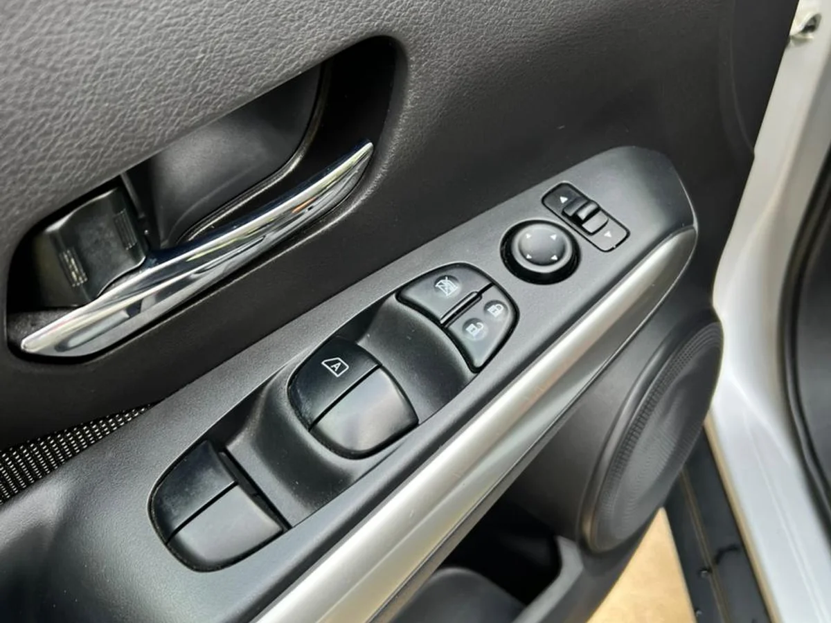 Nissan Kicks 1.6 Manual Advance - Miniatura 16