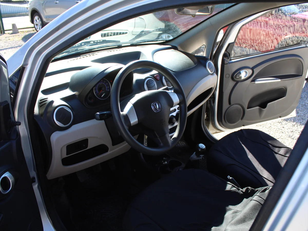 CHANGAN CV1 1.0 2016 - Miniatura 9