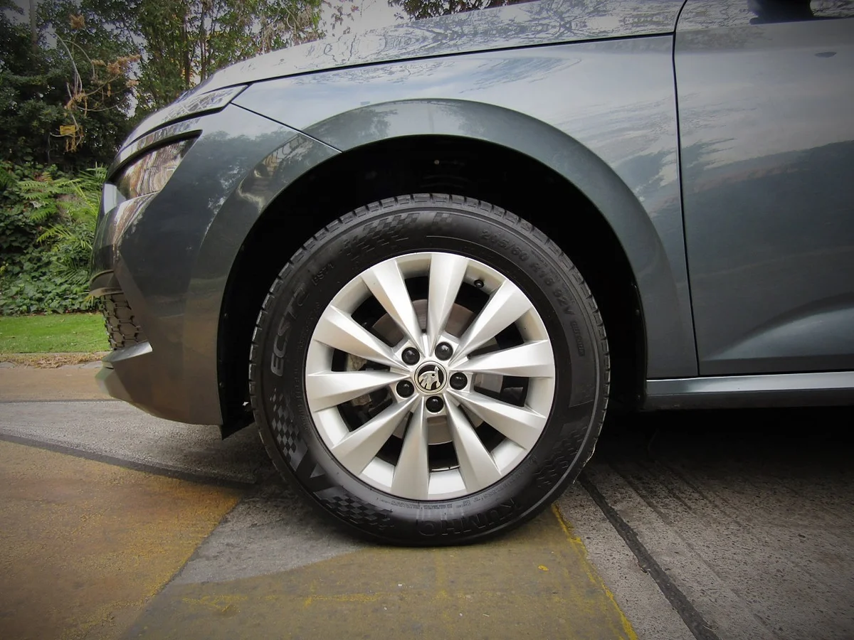 SKODA KAMIQ TSI 1.5 Aut. 2022 - Miniatura 9