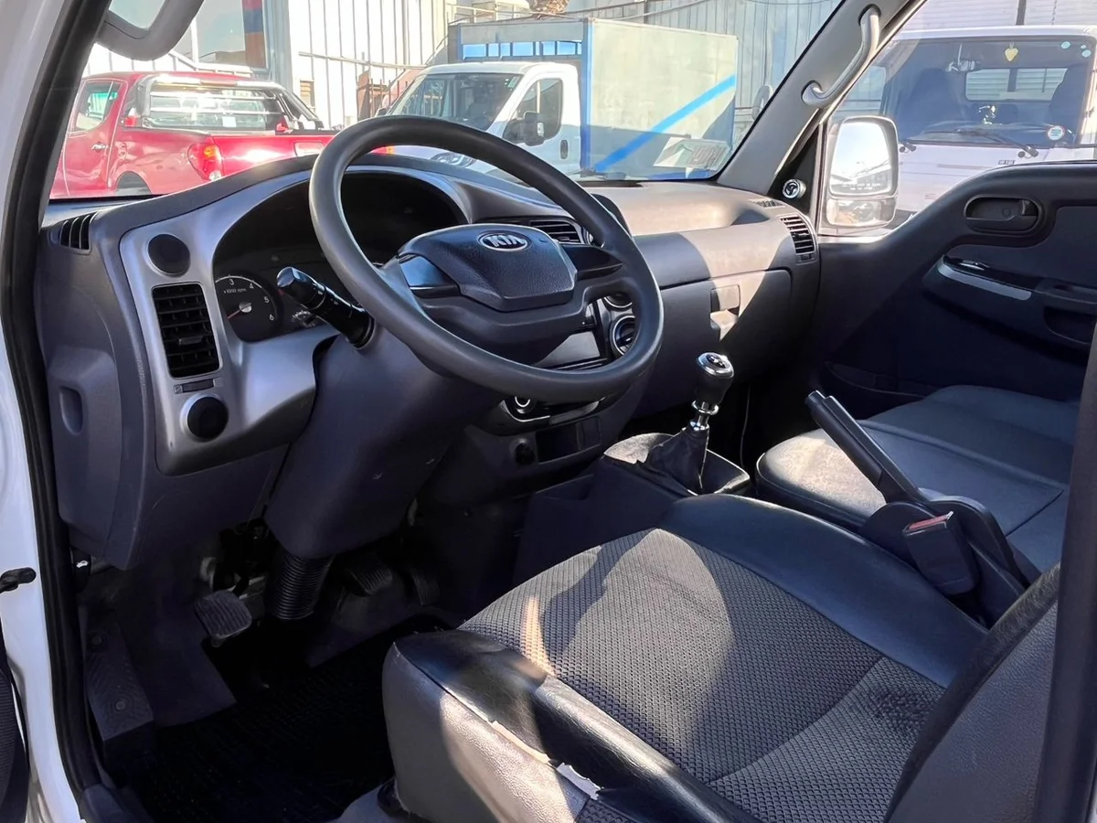 KIA FRONTIER 2.5 - Miniatura 11