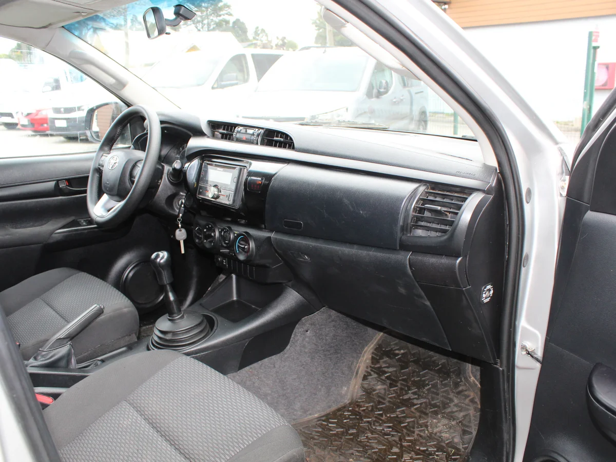 TOYOTA HILUX 4X4 DIÉSEL