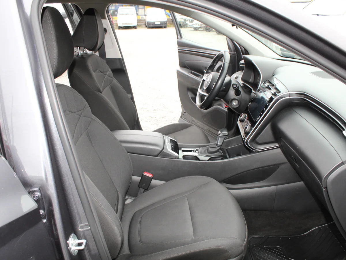 HYUNDAI TUCSON NX4 2021