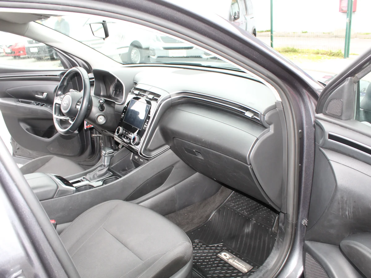 HYUNDAI TUCSON NX4 2021