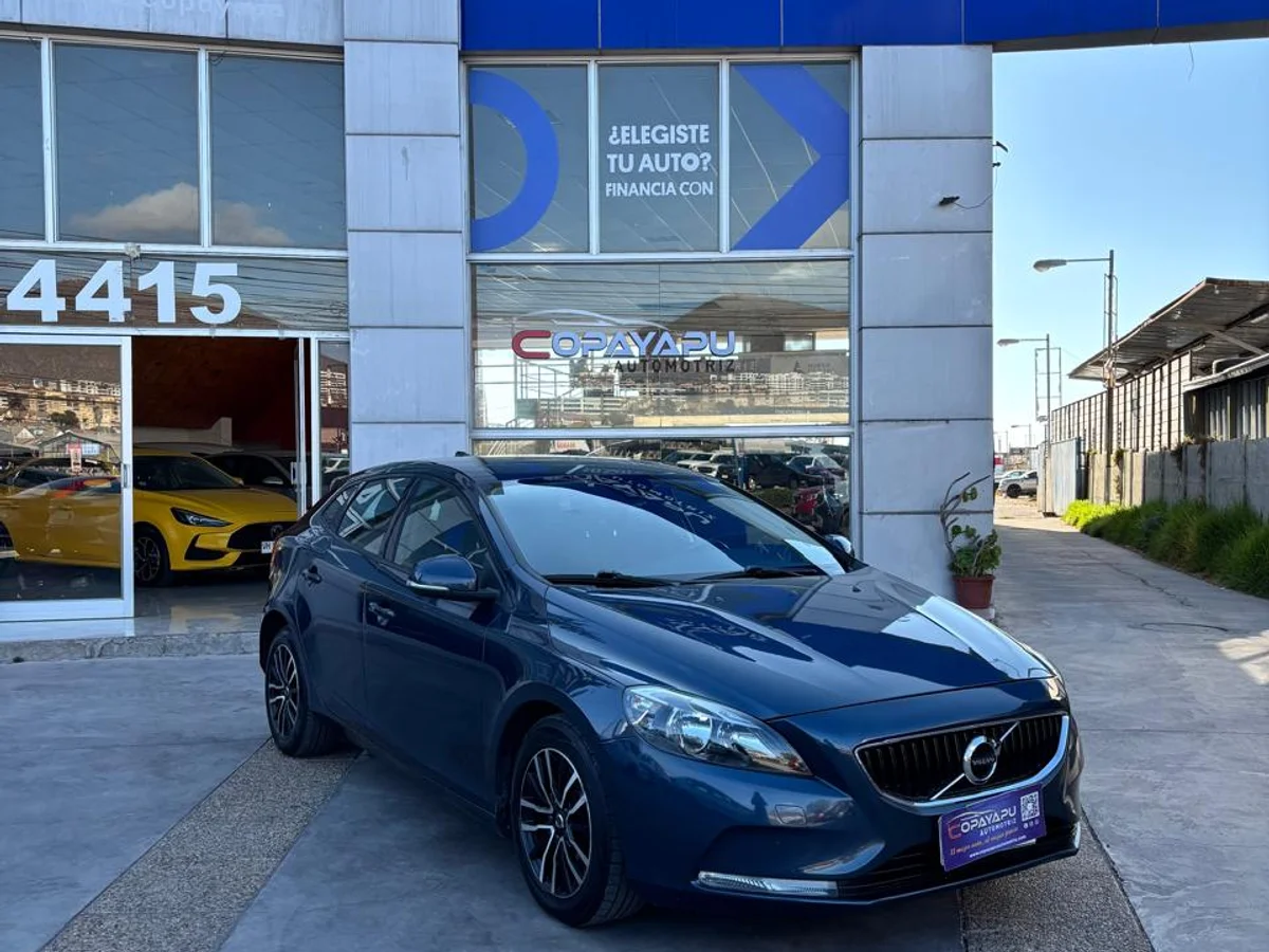 VOLVO V40 T3 HB 1.5 - Miniatura 2