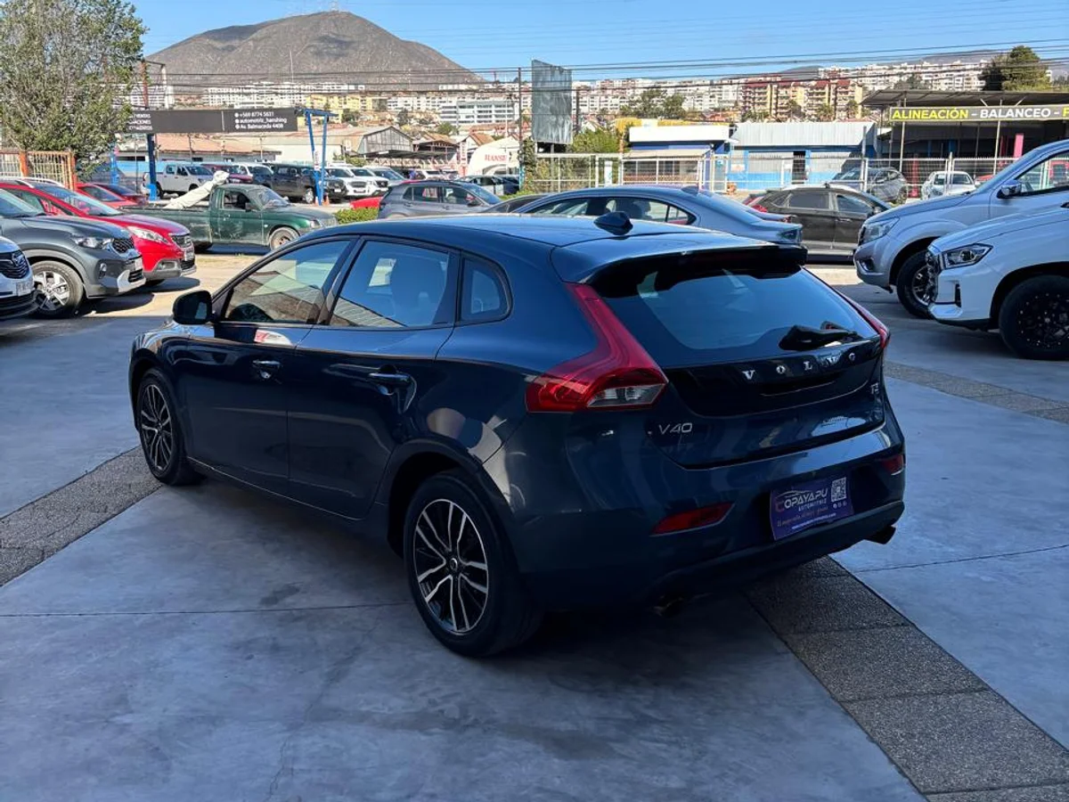 VOLVO V40 T3 HB 1.5 - Miniatura 5