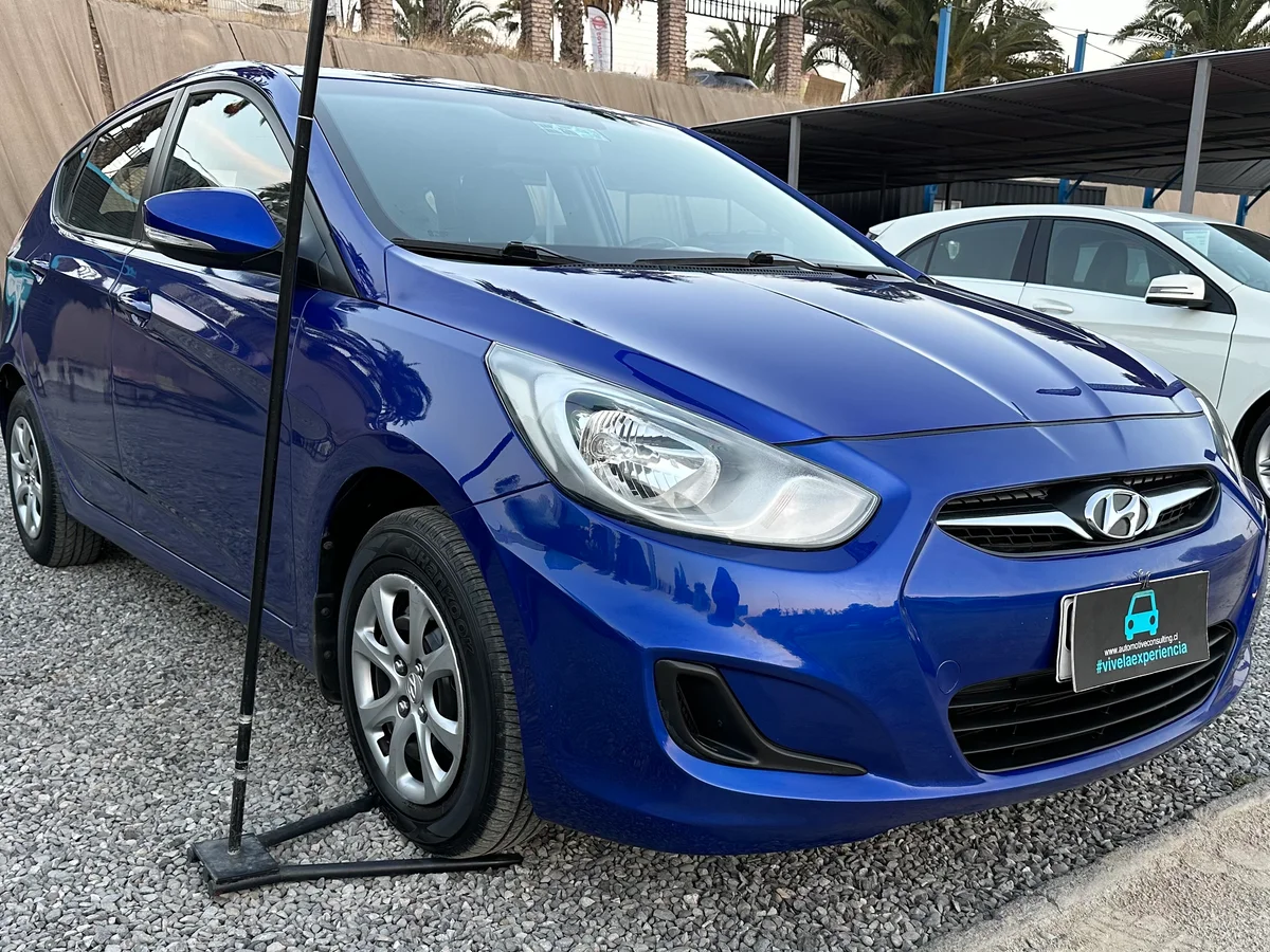 HYUNDAI ACCENT 1.4 RB HB GLS AC 2AB ABS - Miniatura 3