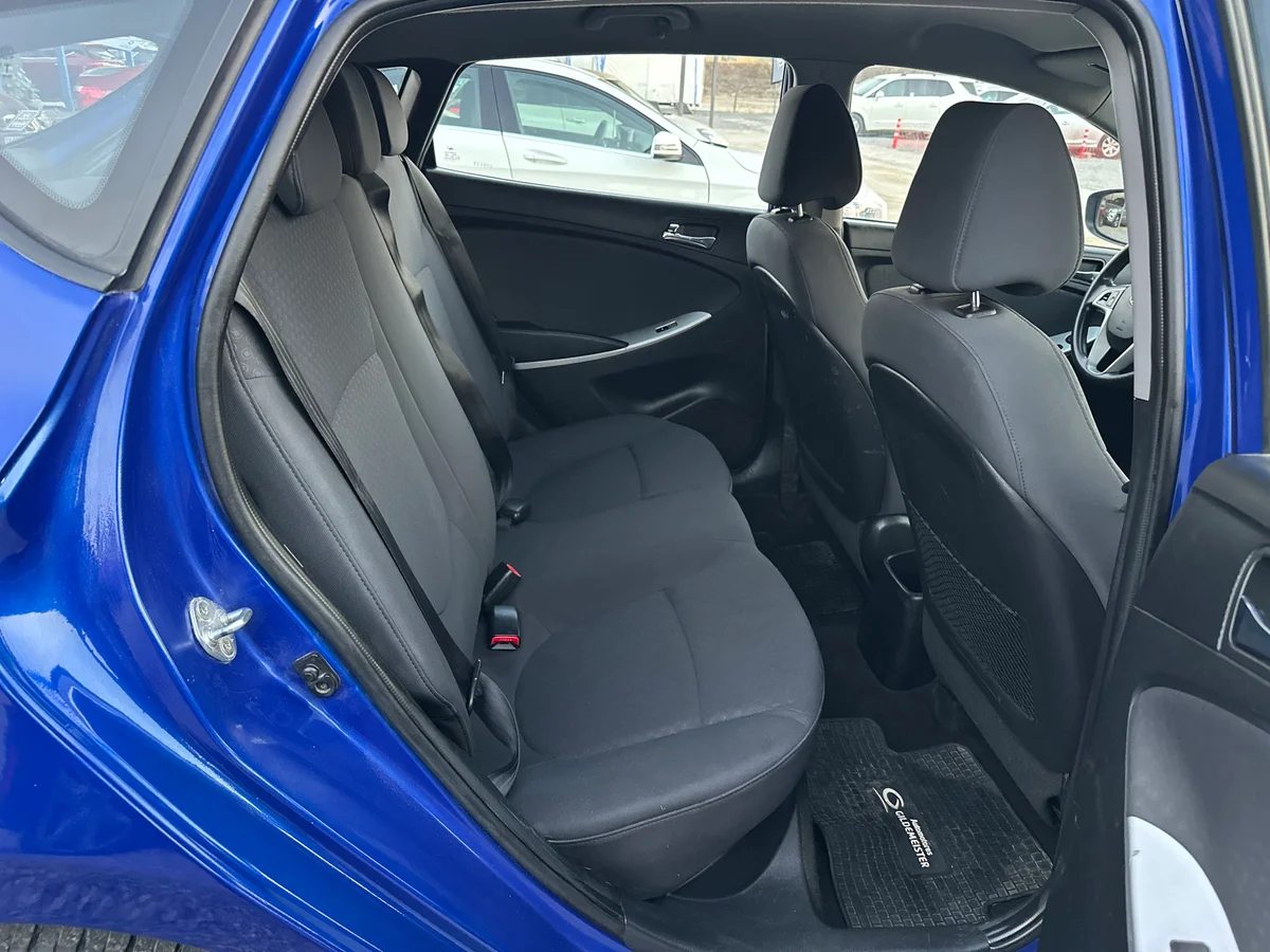 HYUNDAI ACCENT 1.4 RB HB GLS AC 2AB ABS - Miniatura 22