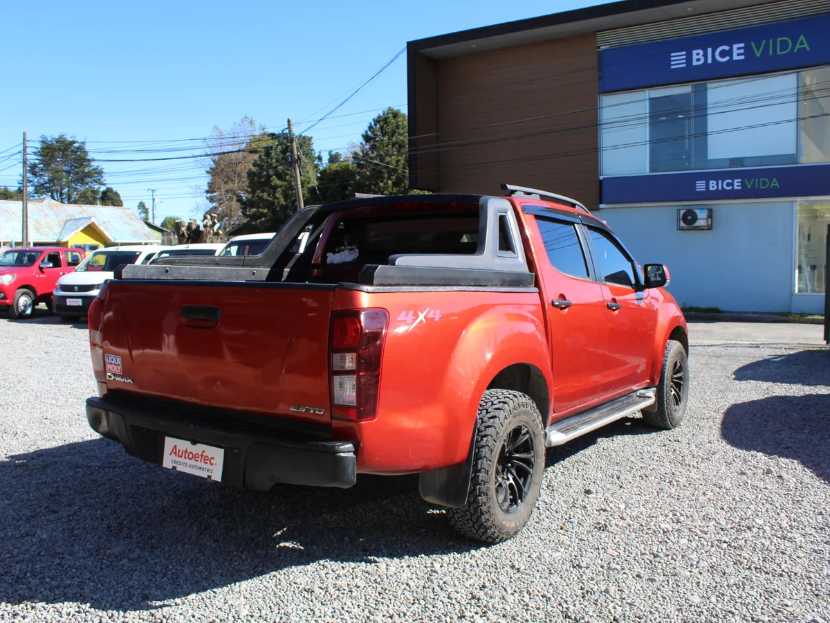CHEVROLET D-MAX 4X4 DIÉSEL 2017 - Miniatura 7