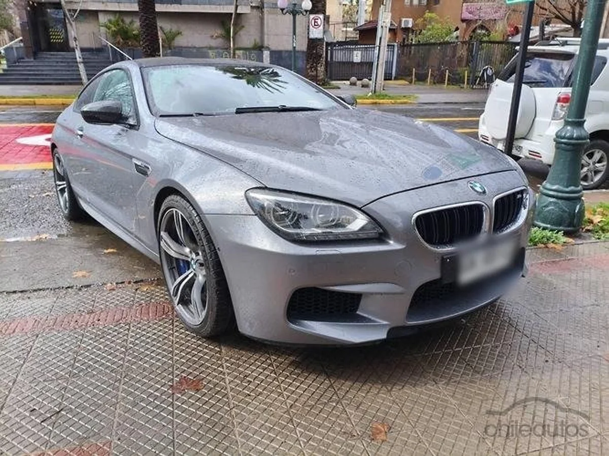 BMW M6 4.4 4X2 AT 2P 2014 - Miniatura 5