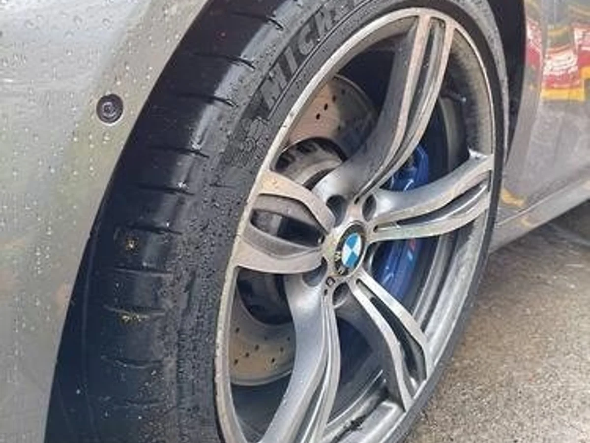 BMW M6 4.4 4X2 AT 2P 2014 - Miniatura 15