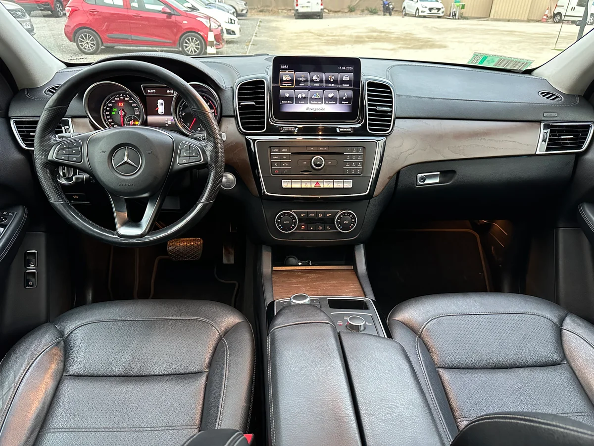 MERCEDES BENZ GLE 350D COUPE SPORT LOOK AMG - Miniatura 19