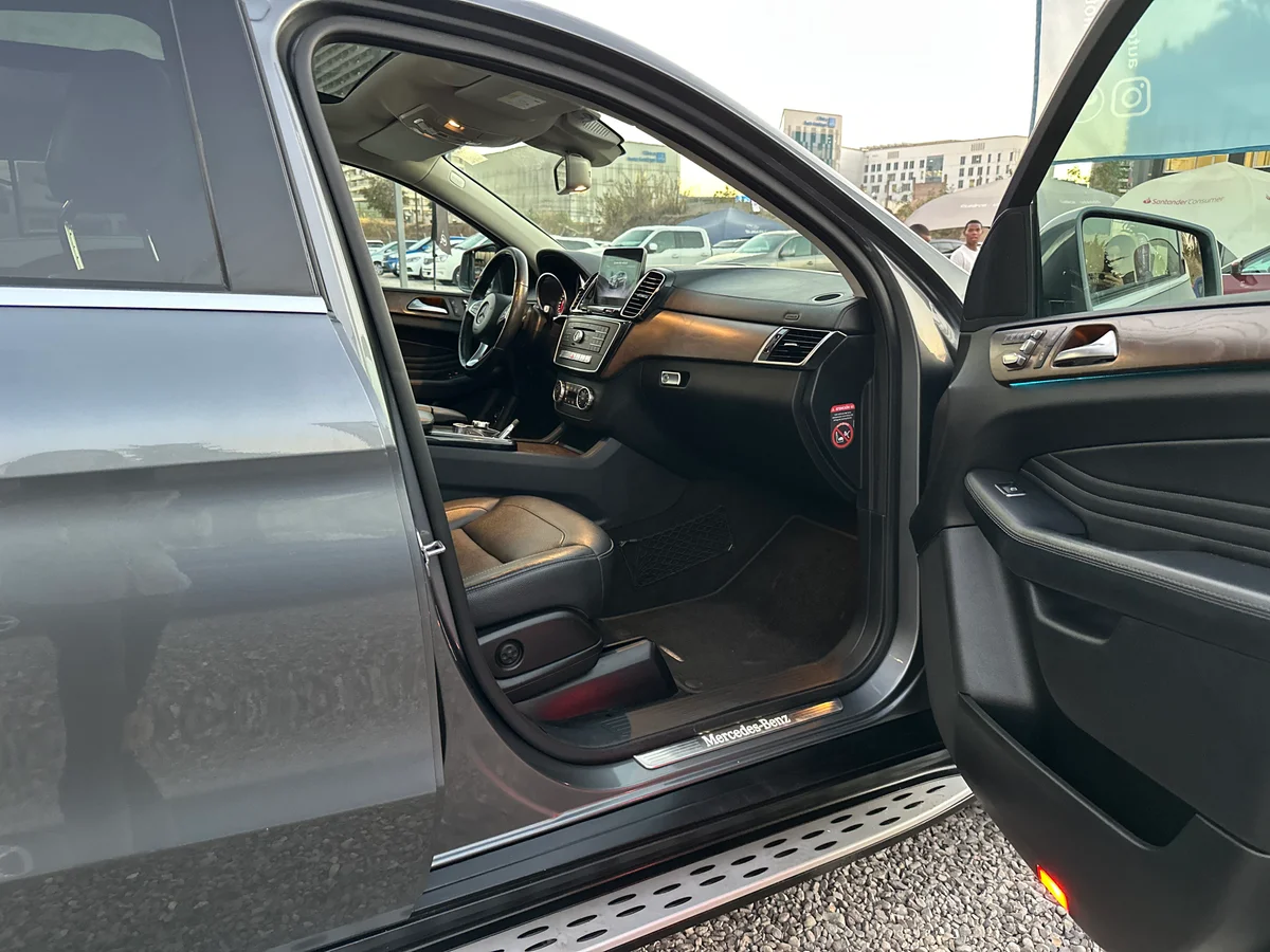 MERCEDES BENZ GLE 350D COUPE SPORT LOOK AMG - Miniatura 25