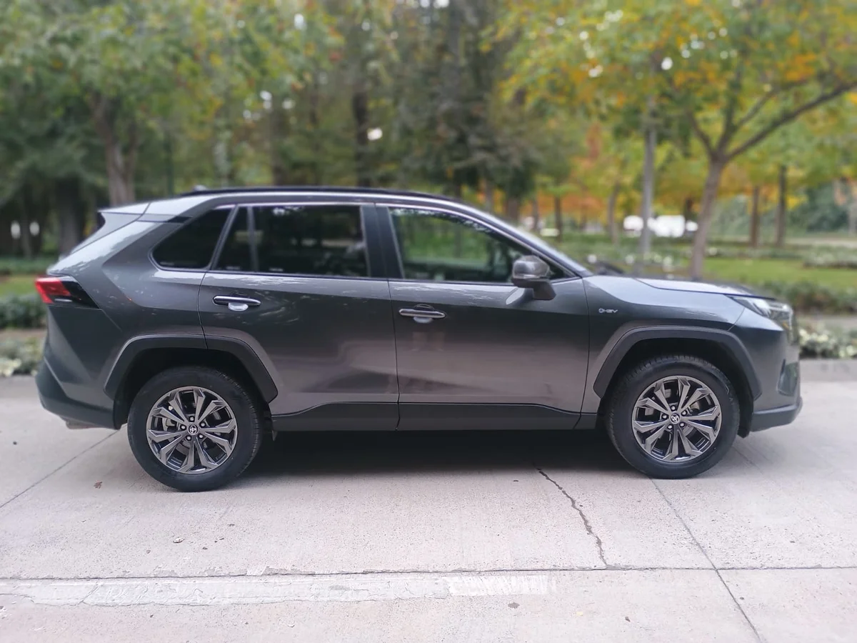 Toyota RAV4 2.5 Hybrid 4x2 CVT - Miniatura 7