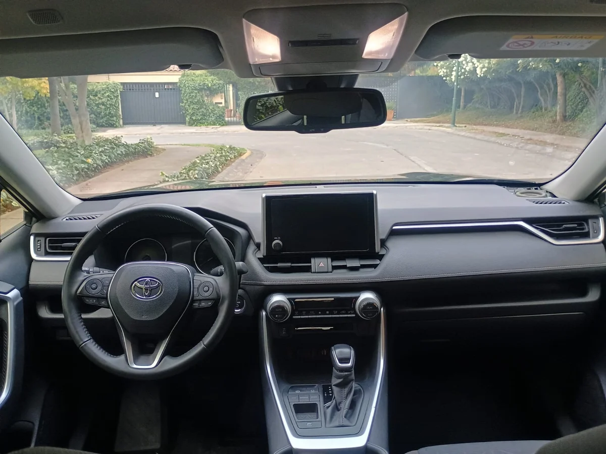 Toyota RAV4 2.5 Hybrid 4x2 CVT - Miniatura 12