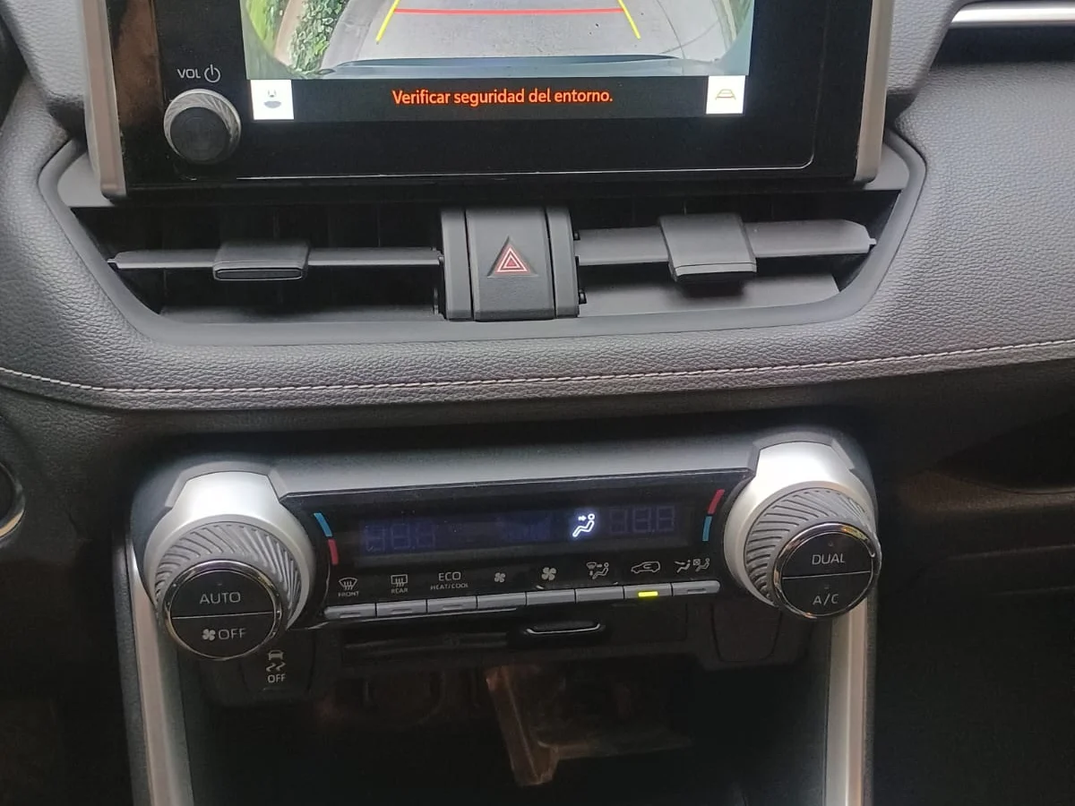 Toyota RAV4 2.5 Hybrid 4x2 CVT - Miniatura 13