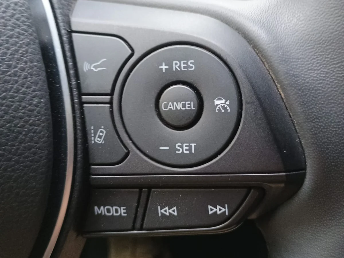 Toyota RAV4 2.5 Hybrid 4x2 CVT - Miniatura 16