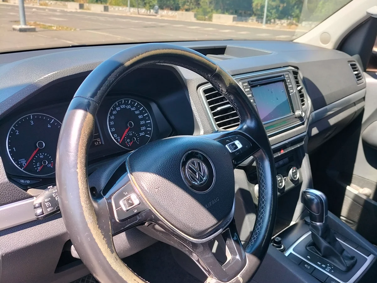 VOLKSWAGEN Amarok 2019