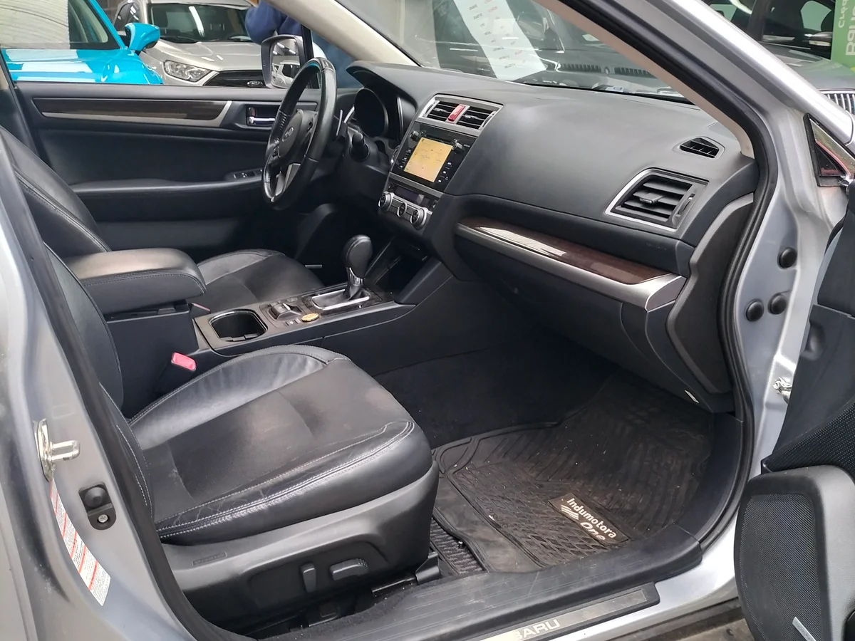 Subaru Outback - Miniatura 7