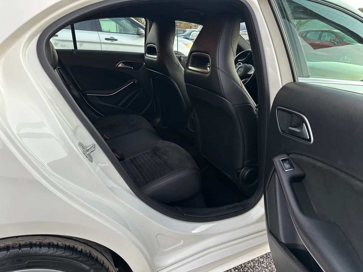 A200 2.1 CDI DCT AUT LOOK AMG DIESEL 2018 - Miniatura 17