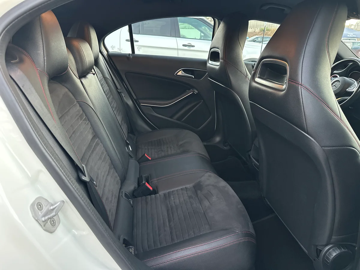 A200 2.1 CDI DCT AUT LOOK AMG DIESEL 2018 - Miniatura 18