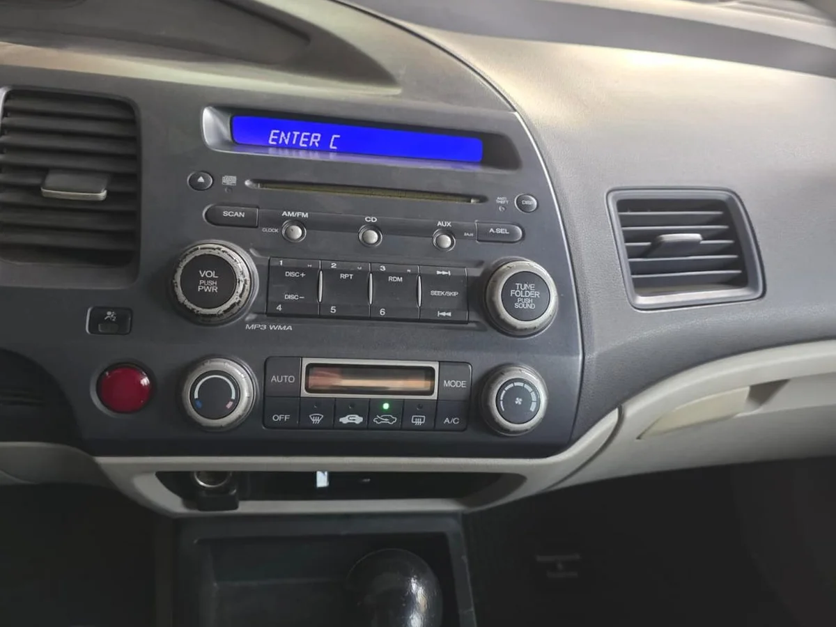 Honda Civic Hybrid 2009 - Miniatura 6