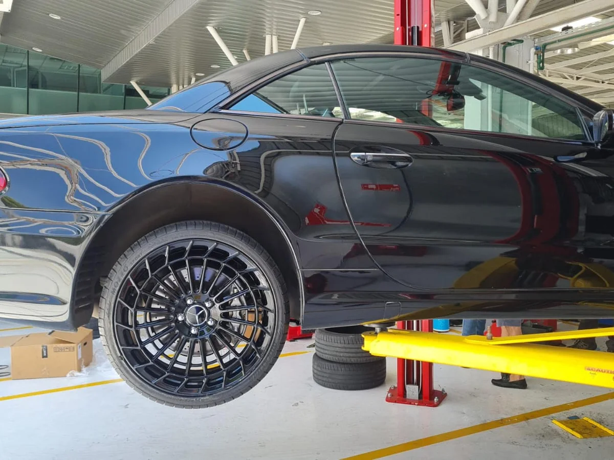 Mercedes-Benz SL 55 AMG Supercargador 500 HP - Miniatura 15
