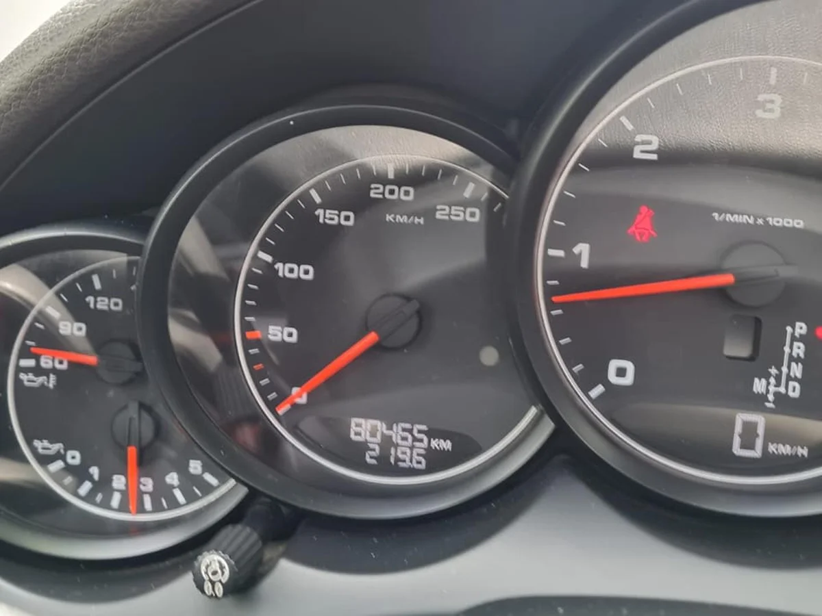 Porsche Cayenne 3.0 Turbo Diesel 2012 - Miniatura 10