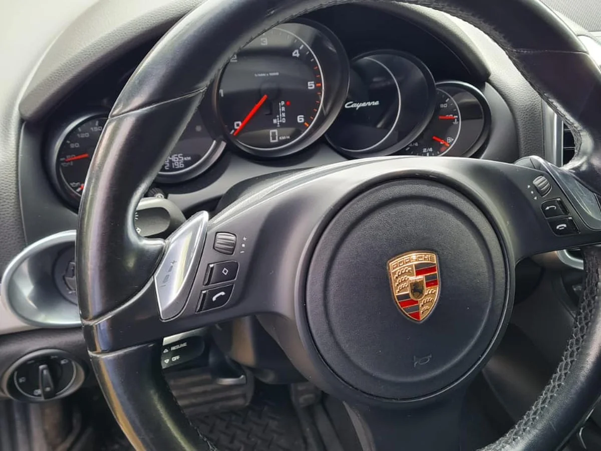 Porsche Cayenne 3.0 Turbo Diesel 2012 - Miniatura 11