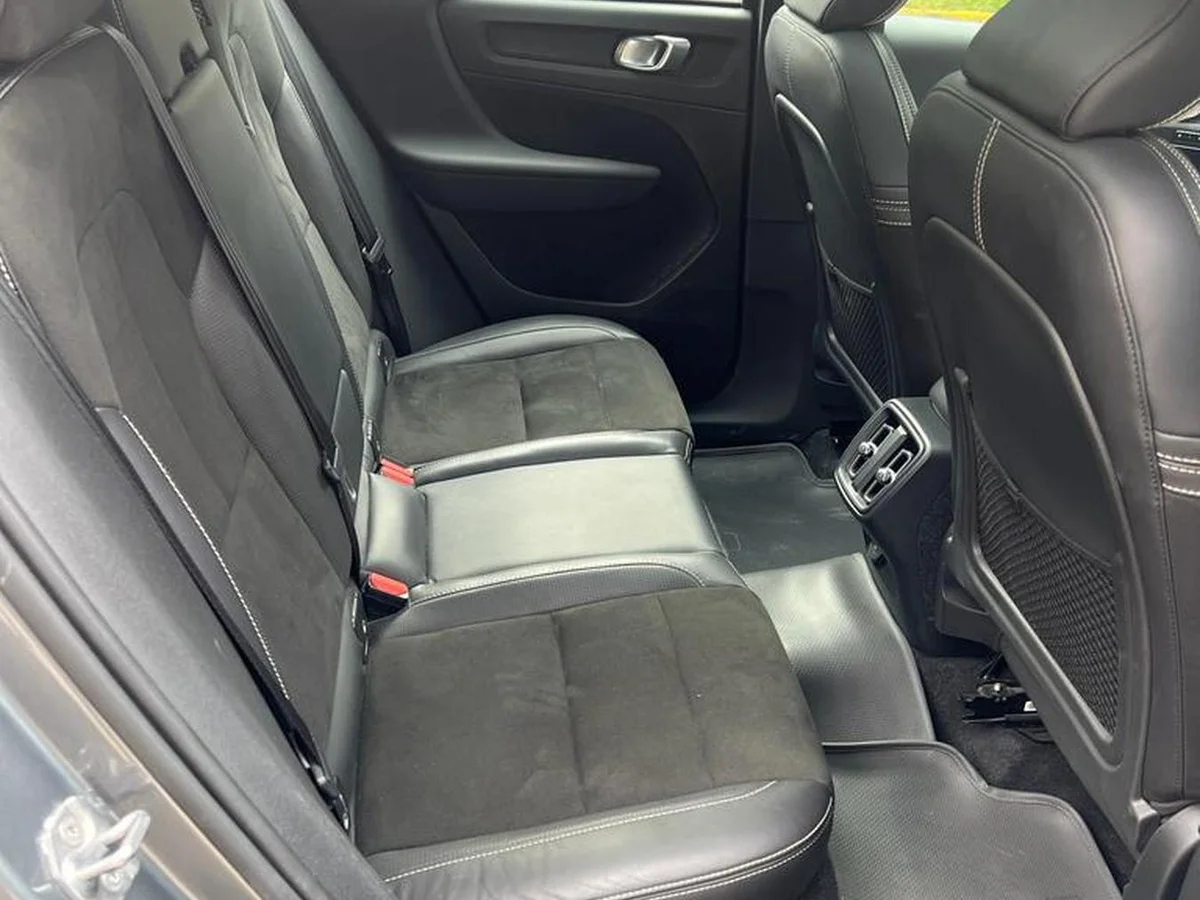 VOLVO XC40 T5 R-DESIGN 2019 - Miniatura 8