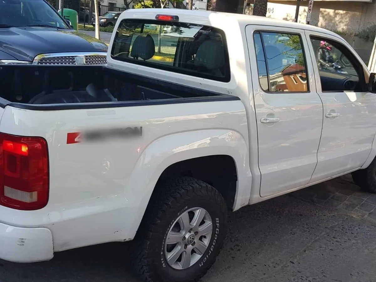 Volkswagen Amarok 2.0 TDI Power Plus 4WD - Miniatura 3
