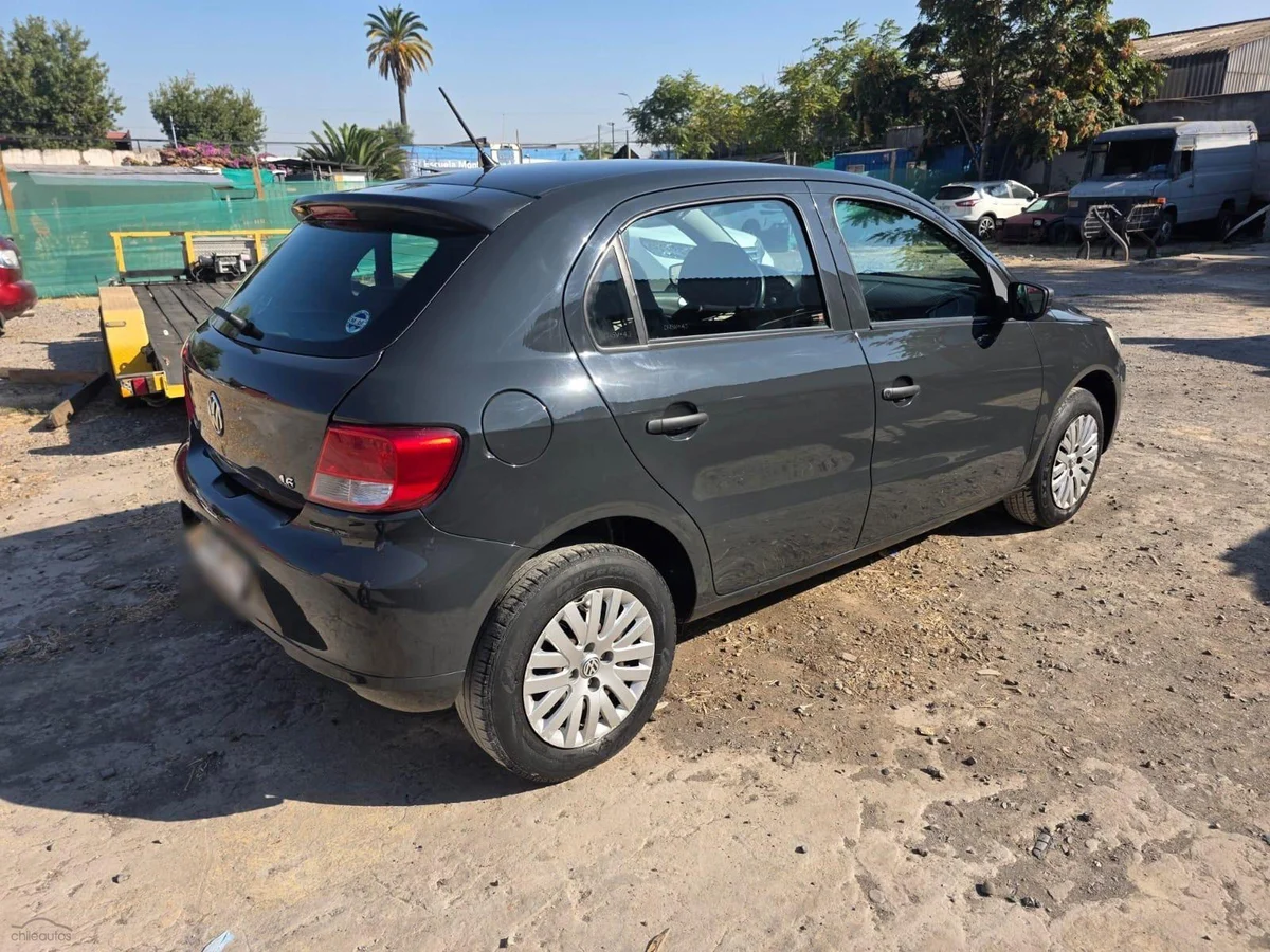 VOLKSWAGEN Gol 1.6 Power AA 2011 - Miniatura 5