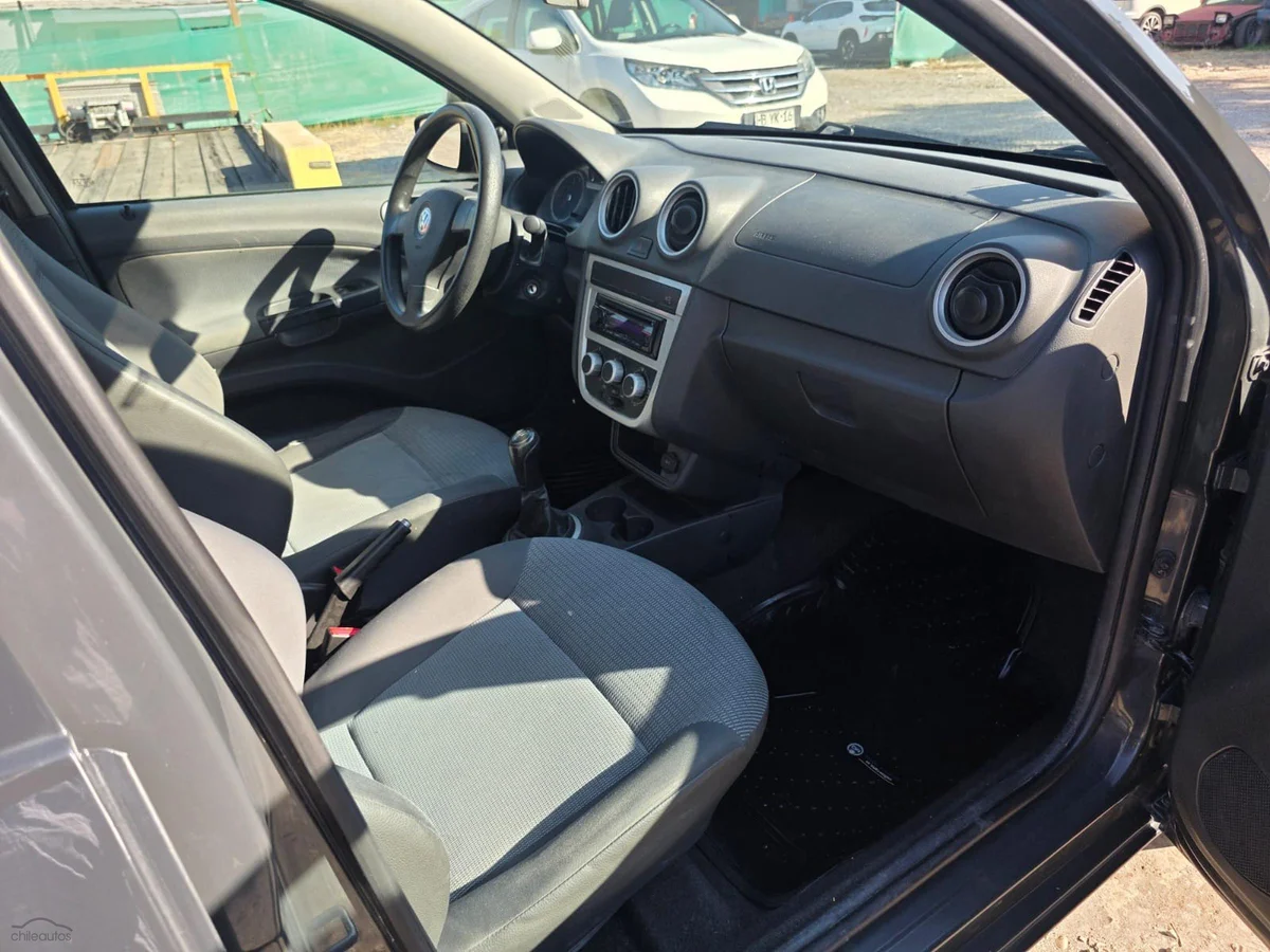 VOLKSWAGEN Gol 1.6 Power AA 2011 - Miniatura 6