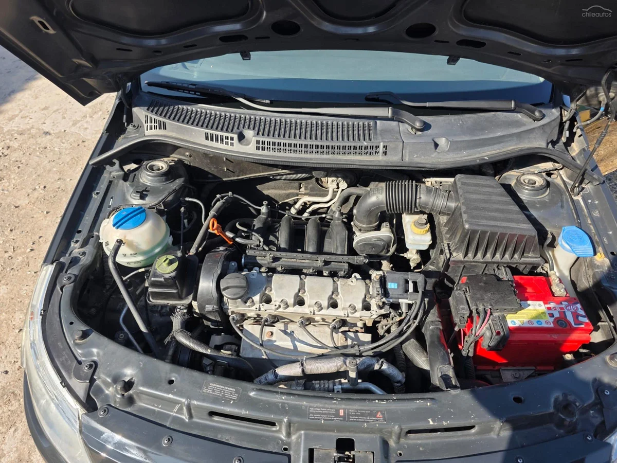 VOLKSWAGEN Gol 1.6 Power AA 2011 - Miniatura 12