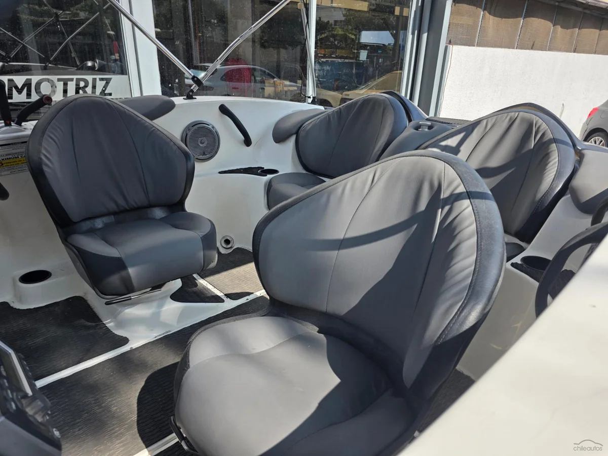 Sea-Doo Speedster 2004 - Lancha de Lujo en Excelente Estado - Miniatura 5