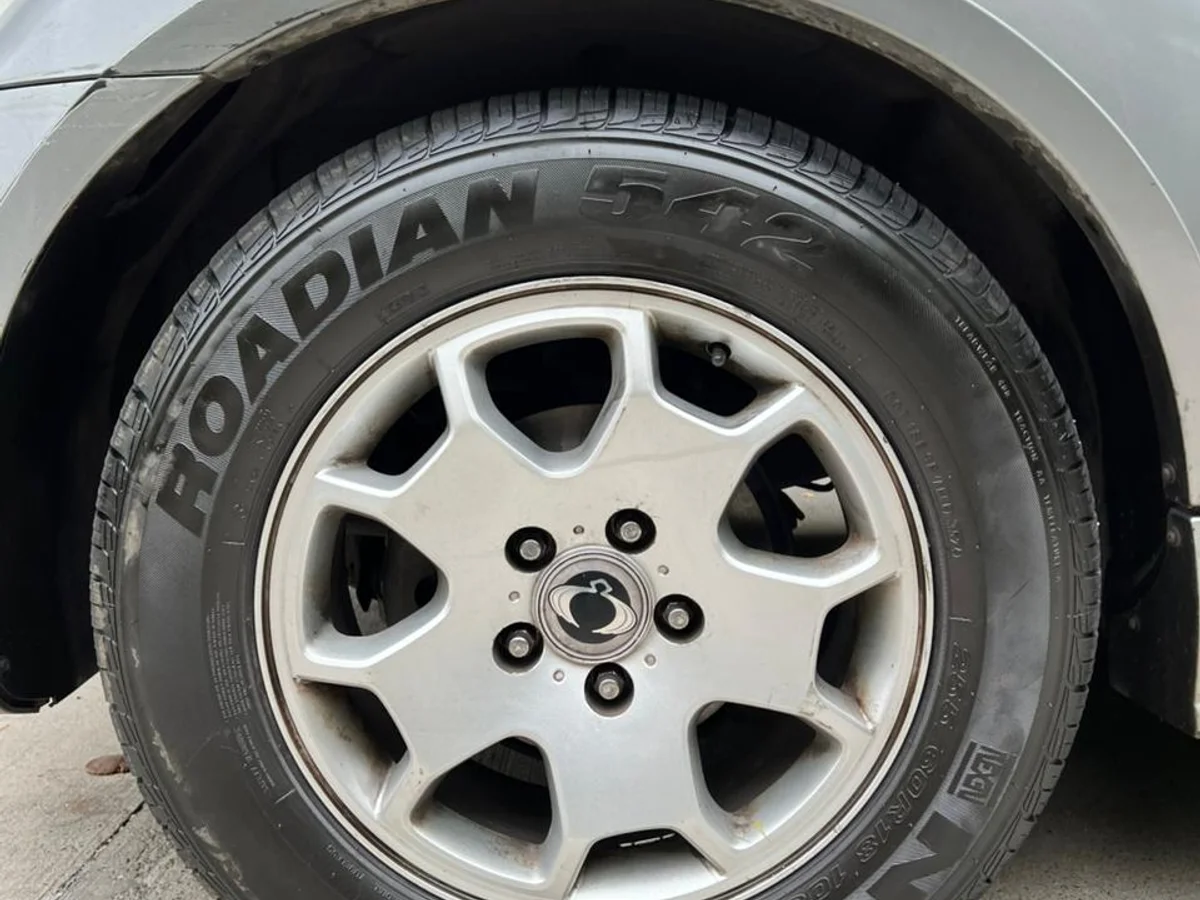 SSANGYONG REXTON II 2.7L DIESEL AUT 4X4 AÑO 2007 - Miniatura 3